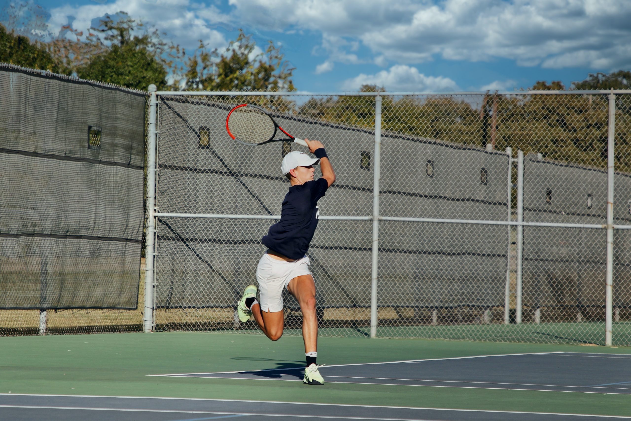 Padel vs Tennis: Wat zijn de verschillen en overeenkomsten?